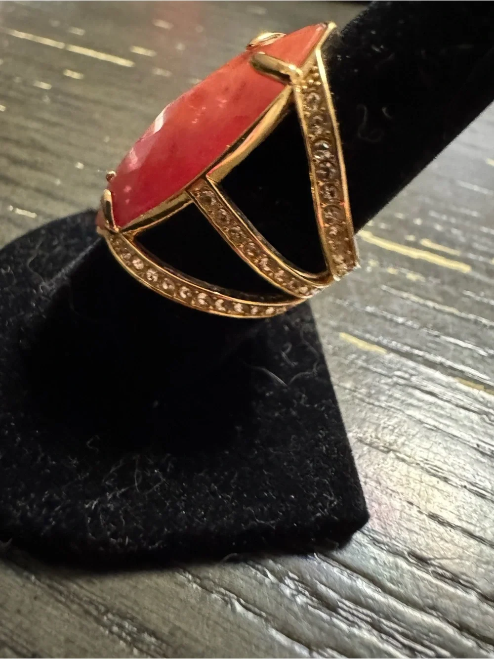 Henri bendel size 8 Gold-Tone Red Marquise Statement Ring